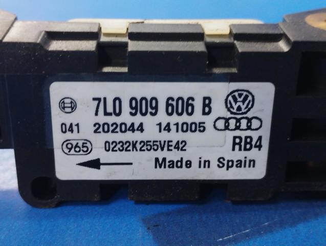 7L0909606B Датчик удара купить Ирпень