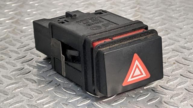 Кнопка аварийного сигнала 7L5953235A VAG