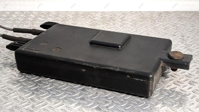 7L6035507J Усилитель сигнала антенны купить Львов