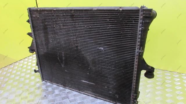 VAG 7L6121253C Радиатор в наличии Житомир