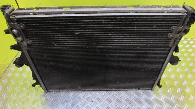 Радиатор системы охлаждения двигателя 7L6121253C VAG