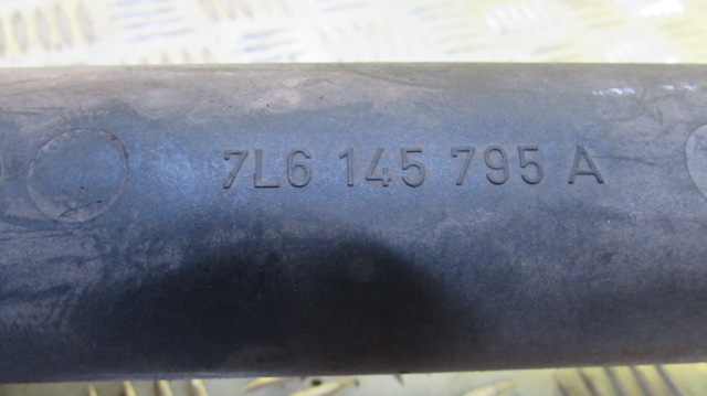 7L6145795A Шланг (патрубок) интеркуллера купить Ирпень
