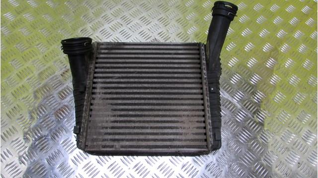 Интеркулер (радиатор интеркулера) touareg  рестайл (2007-2010) 7L6145804