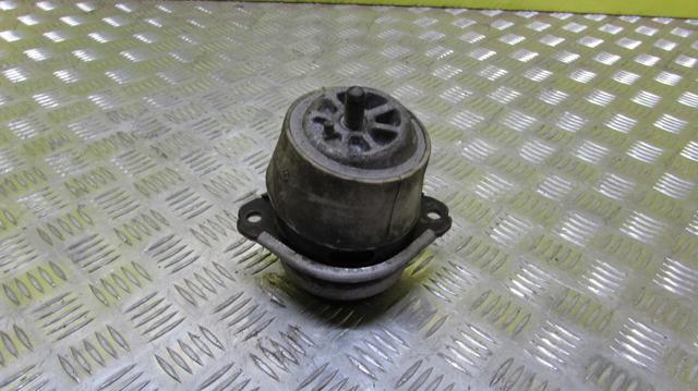 7L6199131A VAG Подушка (опора) двигателя левая/правая купить в Житомир