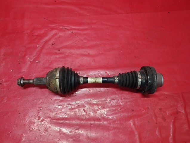 Ось передняя в сборе 7L6407271D VAG