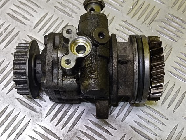 Насос ГУР 7L6422153E VAG