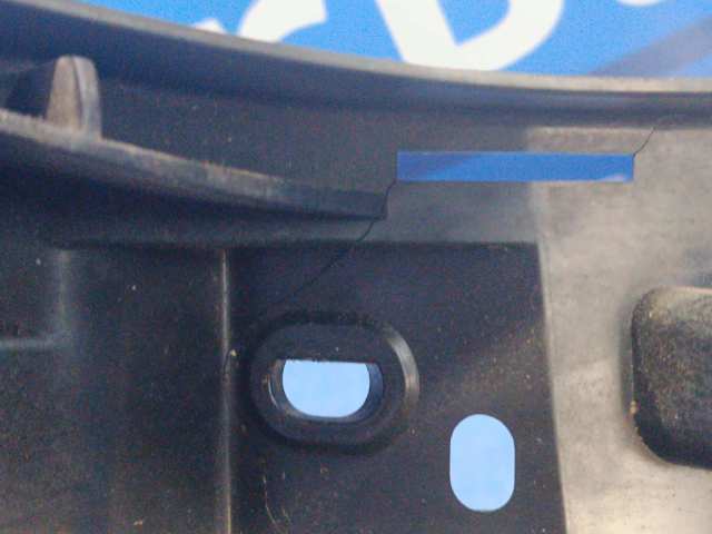 Левое крепление переднего бампера 7L6807183C VAG