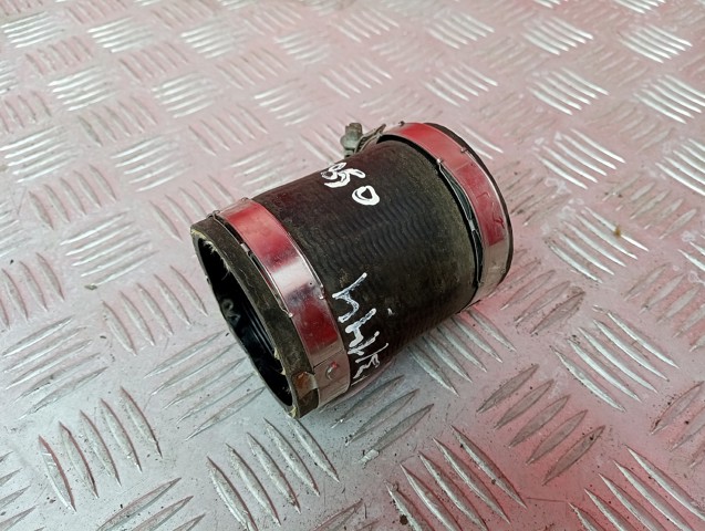 VAG 7P0145709 Патрубок воздушный в наличии Чернигов