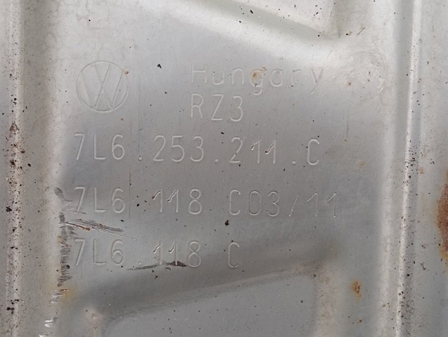 VAG 7P0253209E Глушитель, центральная часть в наличии Ровно