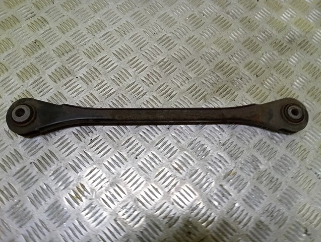 7P0501529 Тяга поперечная задней подвески купить Ровно