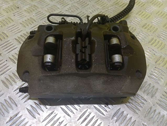 Суппорт тормозной задний правый 7P0615424 VAG