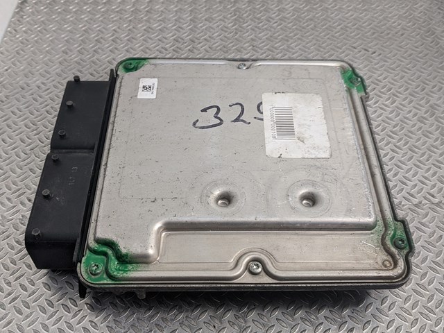 VAG 7P0907401F Модуль управления (ЭБУ) двигателем в наличии Ужгород