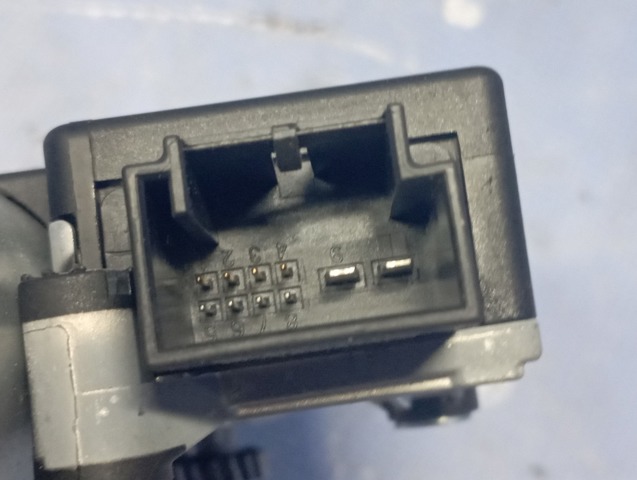 VAG 7P0959591D Мотор привода люка в наличии Украина