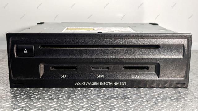 Заводская магнитола 7P6035670G VAG