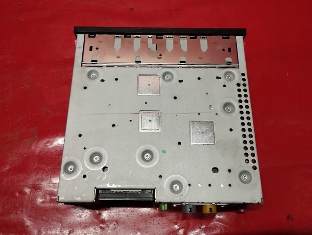 7P6035670J VAG Магнитола (радио AM/FM) купить в Одесса