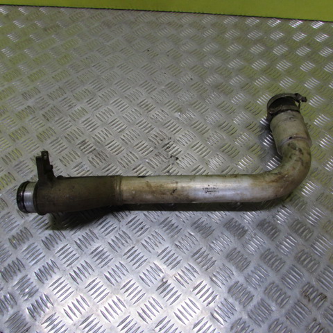 Шланг интеркуллера 7P6145941B VAG