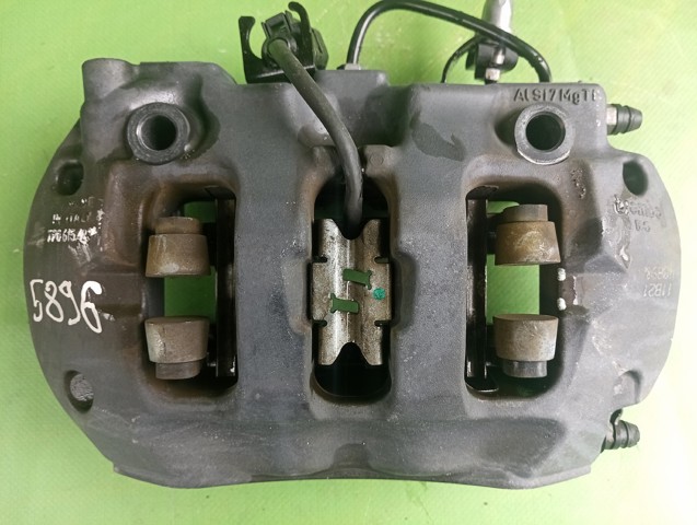 VAG 7P6615423C Суппорт тормозной задний левый в наличии Ровно