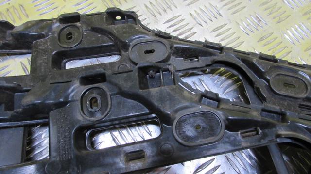VAG 7P6807376C Кронштейн бампера заднего правый в наличии Винница