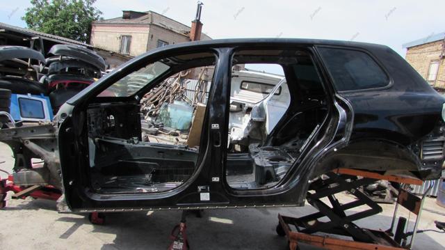 Крыло заднее правое 7P6809844B VAG