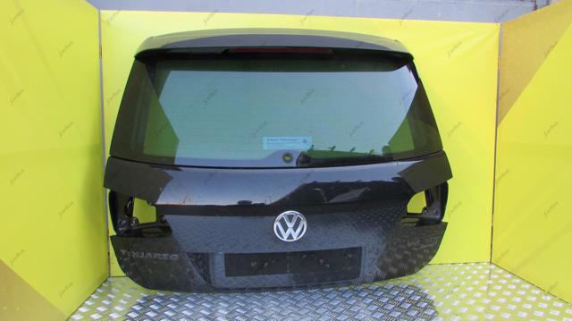 Пятая дверь Volkswagen Touareg II