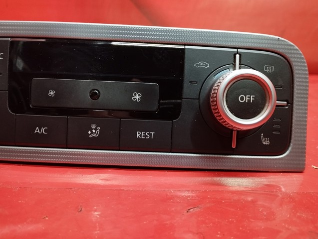 7P6907040CD Блок управления кондиционером купить Киев