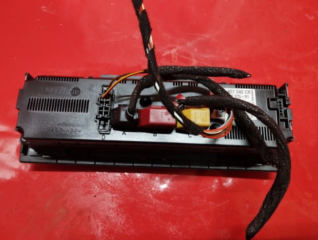 VAG 7P6907040CR Блок управления кондиционером в наличии Ирпень