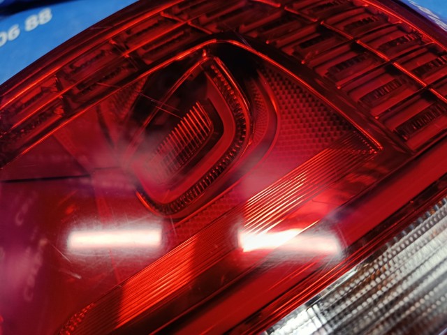 VAG 7P6945208 Фонарь задний правый внешний в наличии Ровно