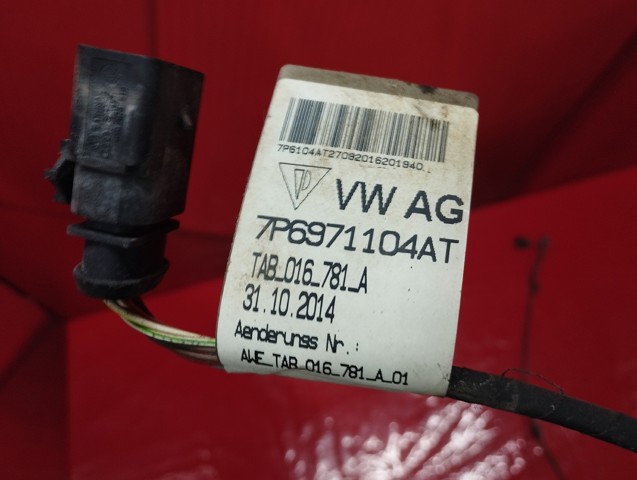 7P6971104AT VAG купить в Ужгород