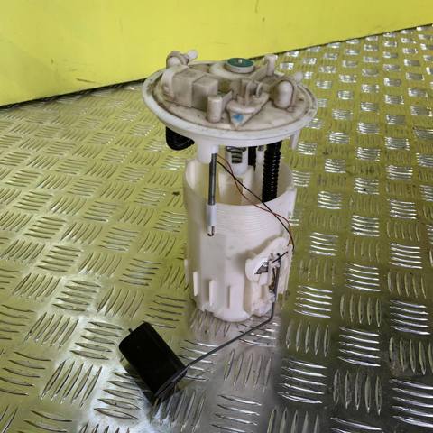 Насос погружной в баке 8200009645 RENAULT