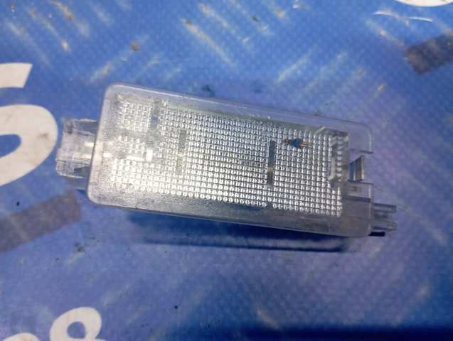 Плафон подсветки бардачка 8200024033 RENAULT