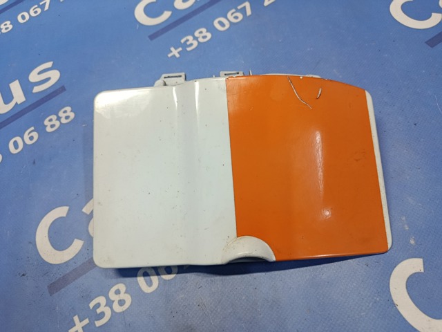Лючок (дверца) бензобака 8200030800 RENAULT