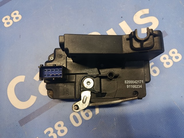 Замок передней пассажирской двери 8200042171 RENAULT