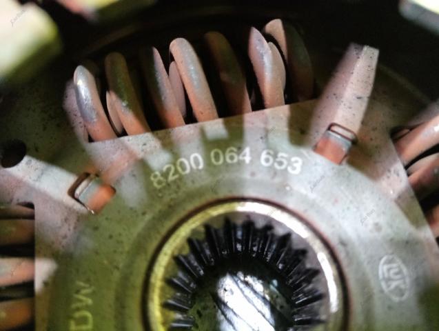 RENAULT 8200064653 Диск сцепления в наличии Львов