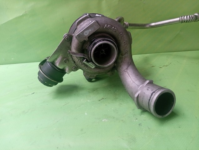 Турбонагнетатель 8200114015 RENAULT
