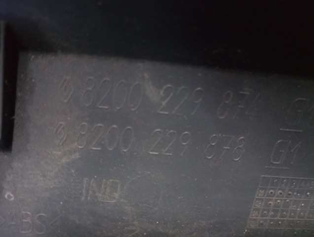 Угол бампера заднего левый 8200229874 RENAULT
