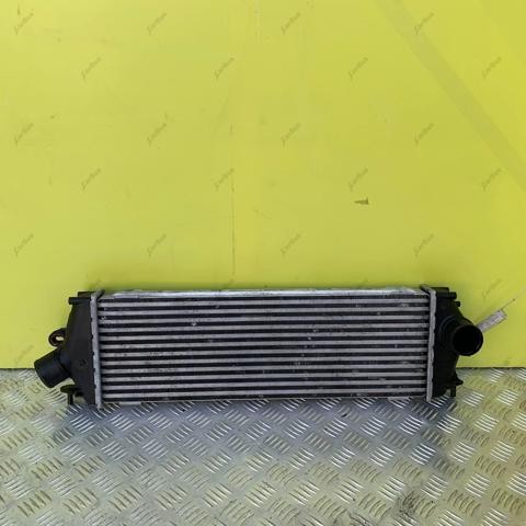 Радиатор интеркуллера 8200411160 RENAULT