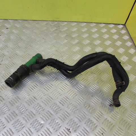 Шланг радиатора охлаждения нижний 8200413834 RENAULT