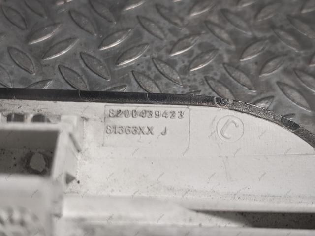 RENAULT 8200439423 Плафон салона в наличии Ровно