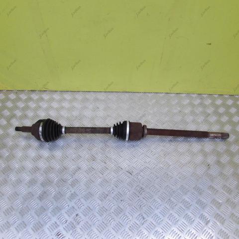 Полуось передняя, правая 8200452273 RENAULT