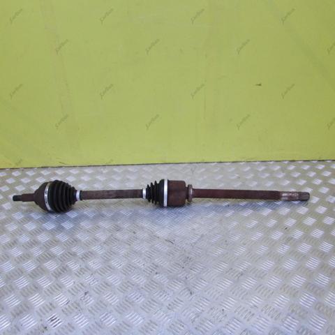 8200452273 RENAULT Правая полуось купить в Ровно