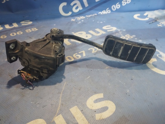 Педаль акселератора 8200724059 RENAULT