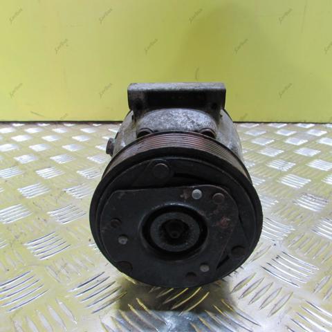 Компрессор климатической установки Renault Megane 1