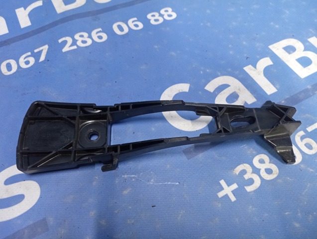 Держатель наружной ручки двери, передней левой 8200897943 RENAULT