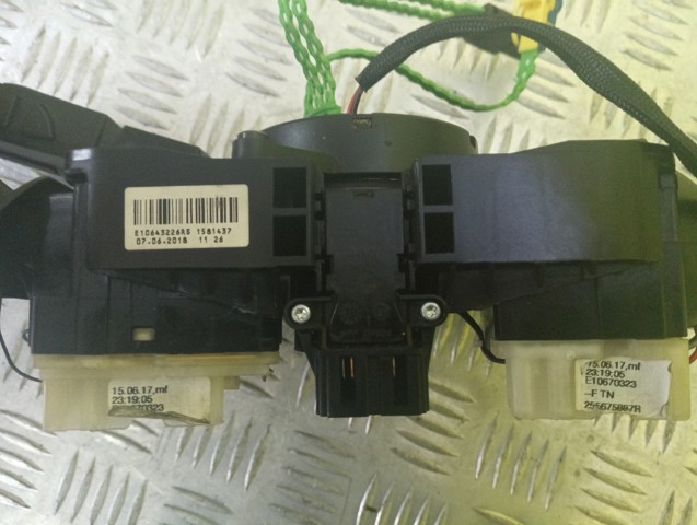 RENAULT 8201168027 Кольцо контактное, шлейф руля в наличии Чернигов
