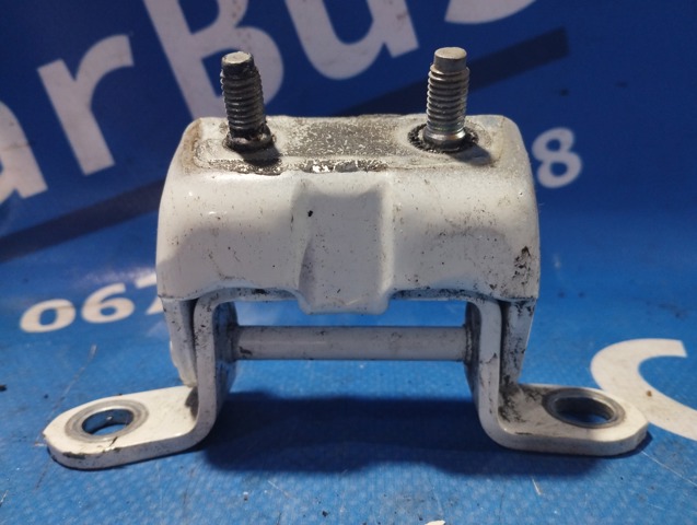 Петля задней левой двери 824014EA0A NISSAN