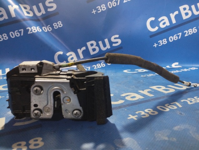 Замок задней двери, левой 825011KK2A NISSAN
