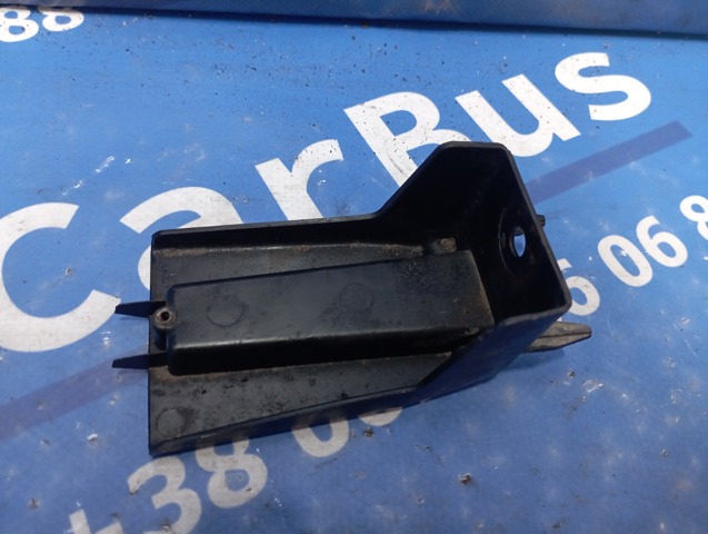 RENAULT 850422606R Кронштейн бампера заднего центральный в наличии Чернигов