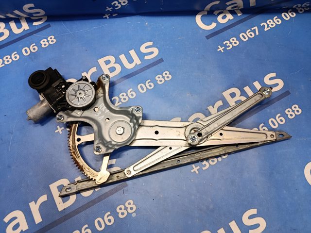 Мотор стеклоподъемника двери задней, левой 8572048141 TOYOTA