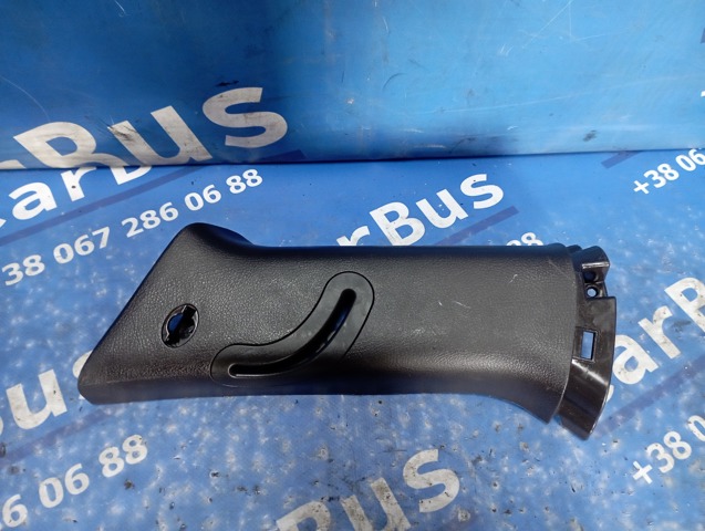 Брызговик передний, правый 868602B010 HYUNDAI