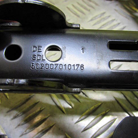 VAG 8E0857833G в наличии Павлоград